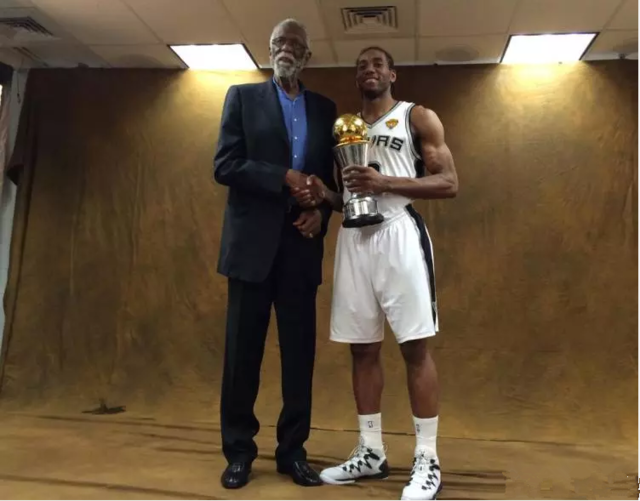 圈附近的回 圈附近的回